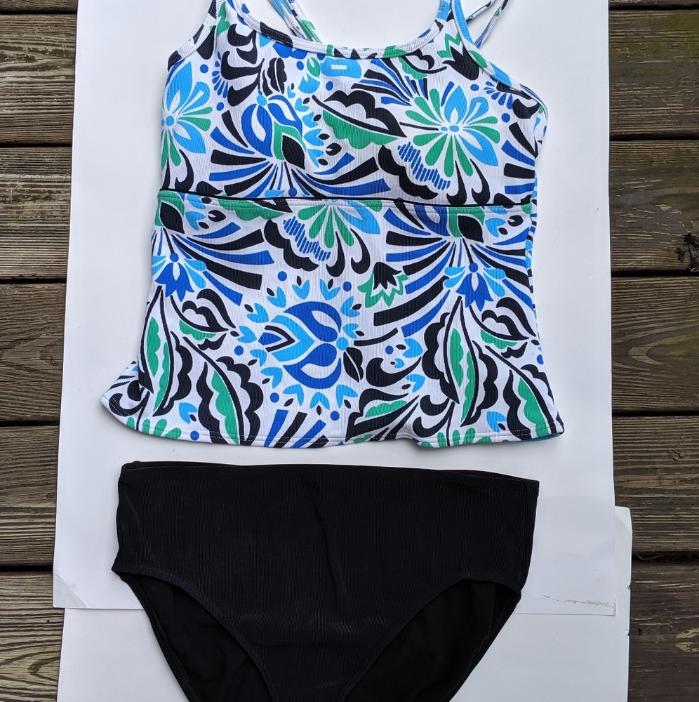 Lands End (Size 16) 2 piece bathing suit Women